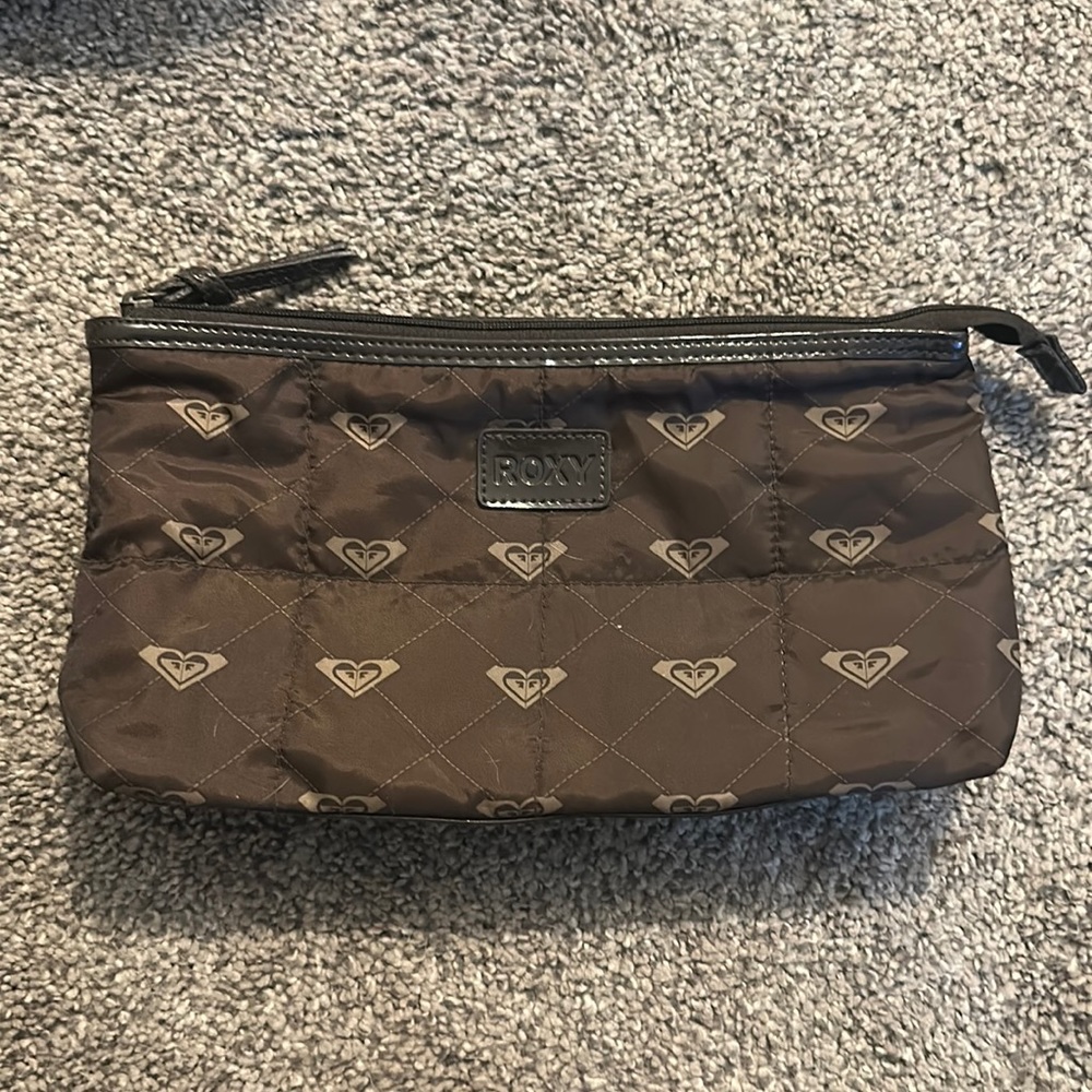 Quilted Roxy cosmetic/toiletry bag